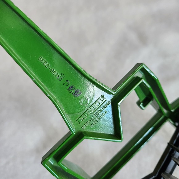 John Deere ERTL Tractor Pedal Disc Harrow, Diecast Metal Attachment 1/16 Scale - Picture 5 of 10